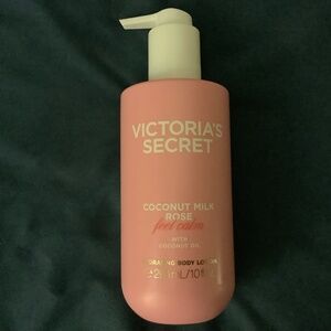 Coconut Milk and Rose Lotion